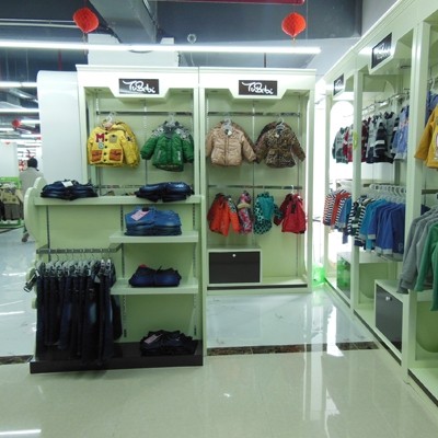 母婴店定做展示柜2